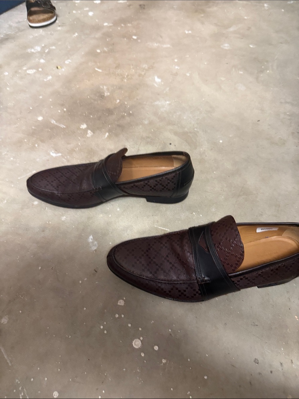 Gucci Brown Perforated Leather Slip-On Loafers with Black Strap - Picture 2 of 8